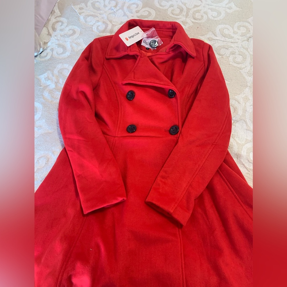 Women red coat 🧥 zise L